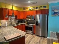10 F Two Bedroom Condo - Bed and Breakfast Destin