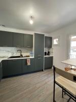 Appartement traversant Les Saintes vue sur Etangs camargue - Bed and Breakfast Saintes-Maries-de-la-Mer