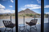 Modern & Central 2 Bed Apart - Downtown Tamarin - B&B Tamarin