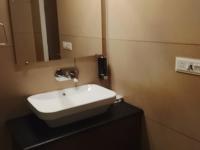 Deluxe Double Room (2 Adults + 1 Child)