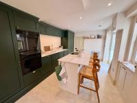 Newly renovated Edwardian home minutes from the beach - Bed and Breakfast Bude