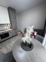 Апартаменти в ЖК Okruzhna Hall Героїв УПА, Окружна, Кульпарківська - Ferienwohnung Lwiw