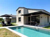 Olympus Seaside Luxury Pool Villas - Ferienwohnung Olympiakí Aktí