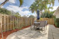 North Palm Beach Oasis with Hot Tub - 2 Mi to Ocean! - B&B Lake Park