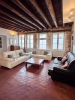 Maison de caractère au cœur du village - B&B Givry