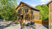 Smoky Dream Lodge Heated Pool Hot Tub Games - Bed and Breakfast Pigeon Forge