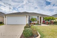 Swim, Golf & Unwind: Home 5 Mi to Lake Sumter! - Chambres d'hôtes Orange Home