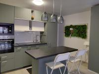 Ganesha House Playa Levante - B&B Santa Pola