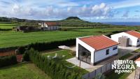Bird House by PontaNegraAzores - B&B Altares