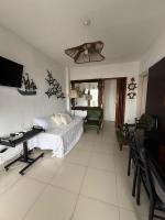 Mediterraneo - frente al mar, con amaneceres únicos, balcon y estacionamiento - Ferienwohnung Mar del Plata