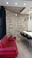 Appartamento con 2 Camere da Letto e Balcone