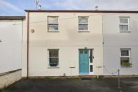 3 bed home in Cheltenham Town Centre with FREE PARKING for 1 car - Chambres d’hôtes Cheltenham