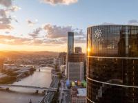 Queens Wharf 1B plus Study apt - level 29 City view - B&B Brisbane
