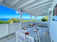 Bel Bo Location de vacances à Deshaies, vue mer et proche des plages à pied - B&B Deshaies