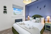 2Bed House in Coatbridge Sleeps 4 Free Parking - Bed and Breakfast Old Monkland