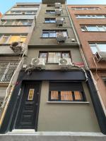 Bright & Modern 2-Bedroom Flat Near Metro - Ferienwohnung Istanbul