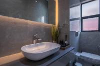 #AlimamaSpaces The Duke - Bed and Breakfast Johannesburg