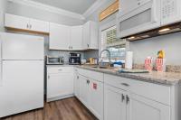 Suite - Knome Dome with Shared Pool - B&B Bay Saint Louis