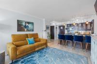 Oceanfront Beach Condo, Pool, Gym, Fishing Surfing - B&B Virginia Beach