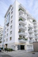 Mokotovia Premium Apart 100m2, garaż, winda, 5 łóżek, wanna, prysznic, 2 toalety, f-VAT - Chambres d'hôtes Varsovie