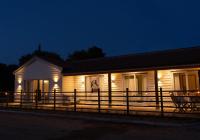 Black Horse Barn - B&B Honing