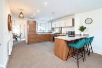 3BDR Kempthorne House with Parking and Garden - B&B Etruria
