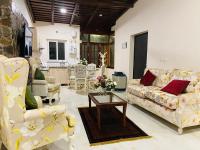 Royal Luxury huge Penthouses Nainital - B&B Bhowali