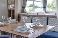 2BR Deluxe - Starlink -Pool -Seton Sands -Sleeps 6 - B&B Birdston