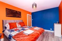 Aberdeen Airport Cozy Apartment - 3BR - 5Beds Sleeps 5 with Free Parking and Fast Wi-Fi - Chambres d'hôtes Aberdeen