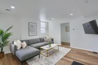 Spacious and Modern Three Bedroom Apartment in Pittsburgh with Parking - B&B Pittsburgh