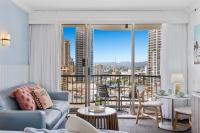 Ocean-View Studio Prime Central Location by Cavill - B&B Gold Coast