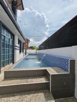 Treroses villa with private pool - Chambres d'hôtes Sungai Petani