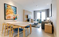 Apartment mit 3 Schlafzimmern und Balkon