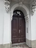 Central Family Residence at Stadthalle - Bed and Breakfast Wenen