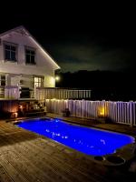 Summer villa with heated pool 50 min from Bergen - Bed and Breakfast Valestrandfossen