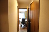 Apartamento de 1 Dormitorio con balcón y vistas a la ciudad