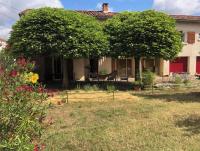 L'ESCAPADE, Gite rural en ville! Famille, amis, travail - B&B Albi
