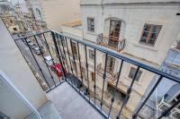 Thirtynine Sunlit Stay very close to Balluta Bay - Bed and Breakfast Sliema