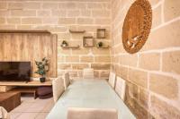Cosy Home steps from Marina and seafront - B&B Ta’ Xbiex