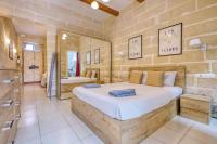 Cosy Home steps from Marina and seafront - B&B Ta’ Xbiex
