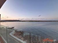 Seafront Apt Mellieha with Stunning Sea Views - B&B Is-Sellum