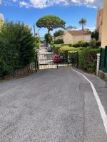Cannes Sea View ,Beach Access, Private Room, En-Suite & Balcony, Top-Rated - Chambres d'hôtes Cannes