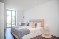 Liiiving in Porto - Carlos Alberto Apartment - B&B Oporto