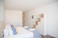 Liiiving in Porto - Carlos Alberto Apartment - B&B Porto
