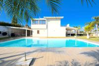Private Villa, Sun & Pool - Bed and Breakfast Mandra Capreria