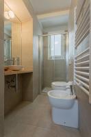Classic One-Bedroom Apartment with King Bed