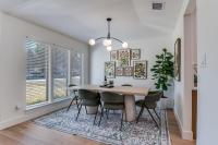 La Fleur Chateau 4B 2B Duplex KING Pet Friendly - B&B Richardson
