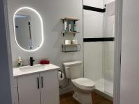 The Anchor House Downtown AC, Unit 406 - B&B Halifax