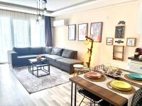 Theos Holiday Apartments Room 23 Family Suit Accommodation For Families Only - Chambres d'hôtes Kuşadası