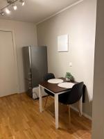 Moderne og privat leilighet i Tromsø- gratis parkering! - Bed and Breakfast Tromsø
